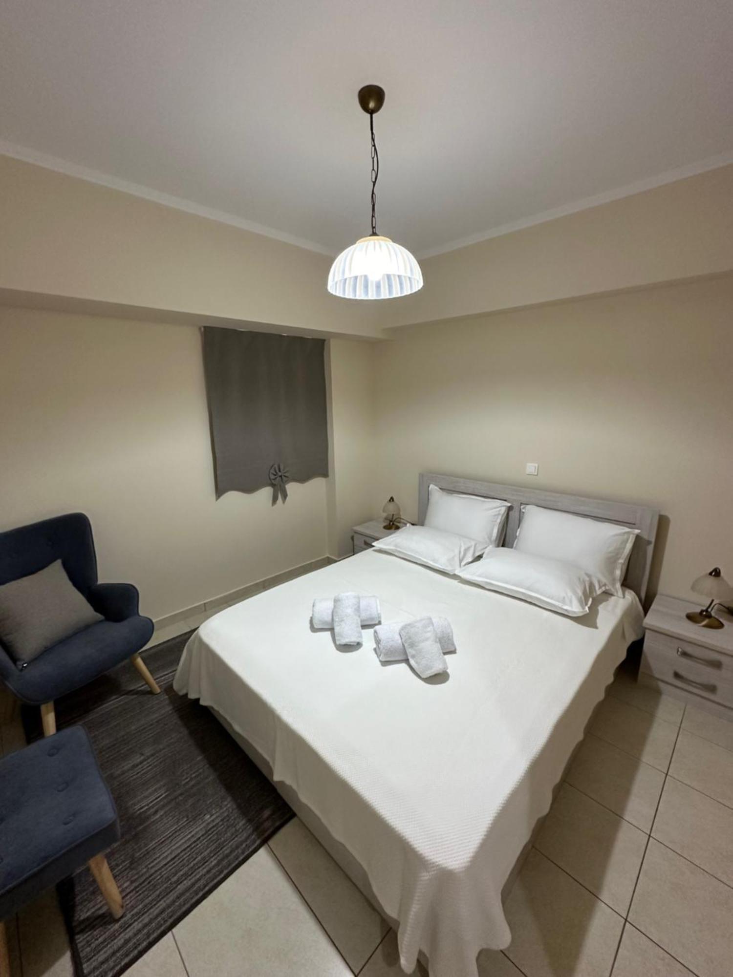 R Apartment نافبكْتوس المظهر الخارجي الصورة